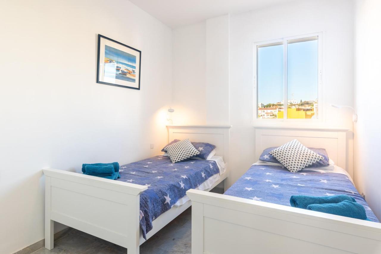 Luxury 3 Bed Apartment Torreblanca فوينخيرولا المظهر الخارجي الصورة
